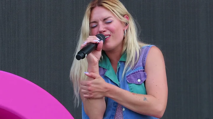 Ashe - (1)  Osheaga - 2022 / SLD