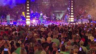 Ain't Goin' Down - Garth Brooks (Friday July 15, 2022 in Charlotte N.C.) [Dont4Get2Like&Subscribe]