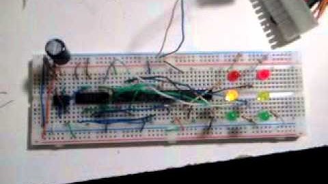 Circuitos Logicos - Semaforo
