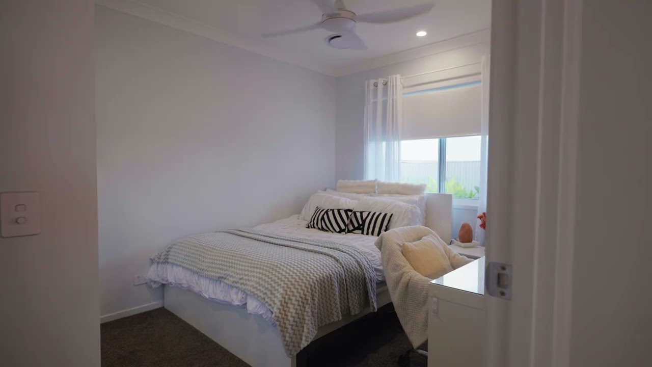 13 Napier Cres, Banya