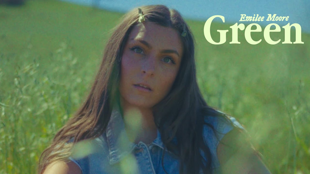 Emilee Moore - Green (Official Lyric Video) Emilee Moore - Green (Official Lyric Video)