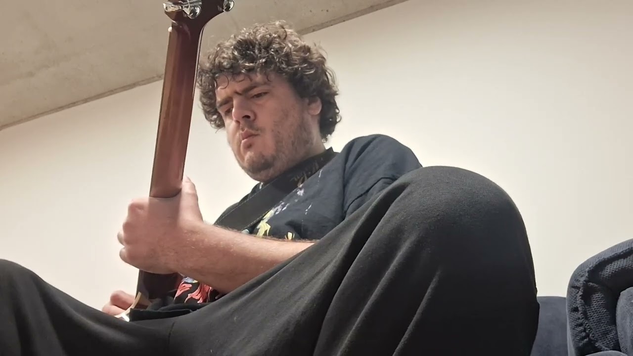 "Searching for source" guitar solo by Michael Za Za Ritchi from The Disorderly Fashion 