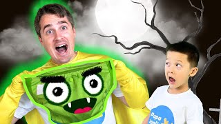 Baby King's Spooky Diaper | Pretend Play Spooky Stories by Papa Joel's English