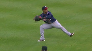 MIN@DET: Polanco makes great diving stop for the out