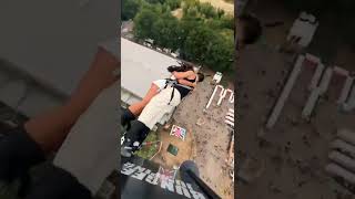 Bungee Jumping Tim Schaecker & Claudia Tihan