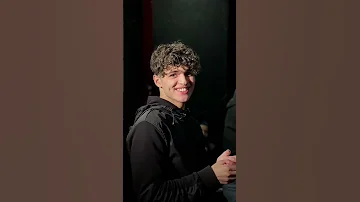 الله يناديك سحيرا من الأناشيد الأقرب الى قلبي بصوتي المتواضع سماعا طيبا عمر الازمي Almuaiqly10 