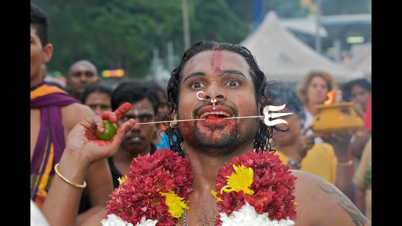 Batu Caves Malaysia Thaipusam 2018 Live Thaipusam 2018 Vetrivel Muruganukku Arohara Youtube