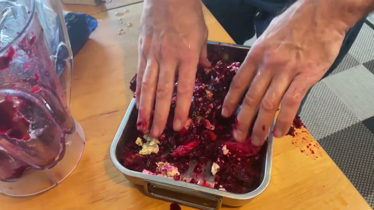 Punajuuri-aurajuusto paistos kahdessa minuutissa!