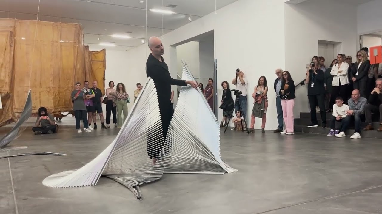 PERFORMANCE WITH MARTÍN SOTO CLIMÉNT: THE DANCE OF THE BLINDS | June 7, 2024