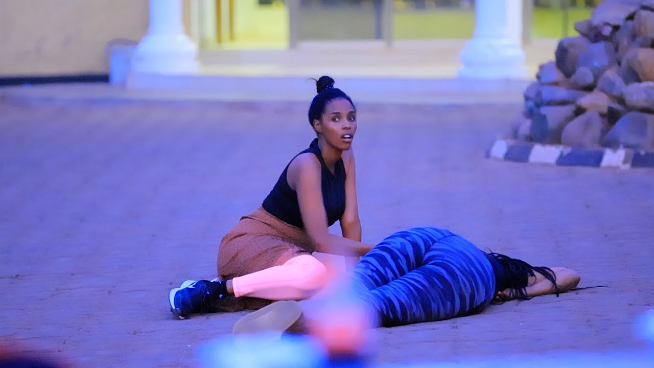 GAME IVUYEMO AMARIRA🥲MPINGA BIRAMUNANIYE KWIRUKA YIKUBITA HASI YARAPFUYE🥲NGWINO BAMUKOREYE PRANK 😂