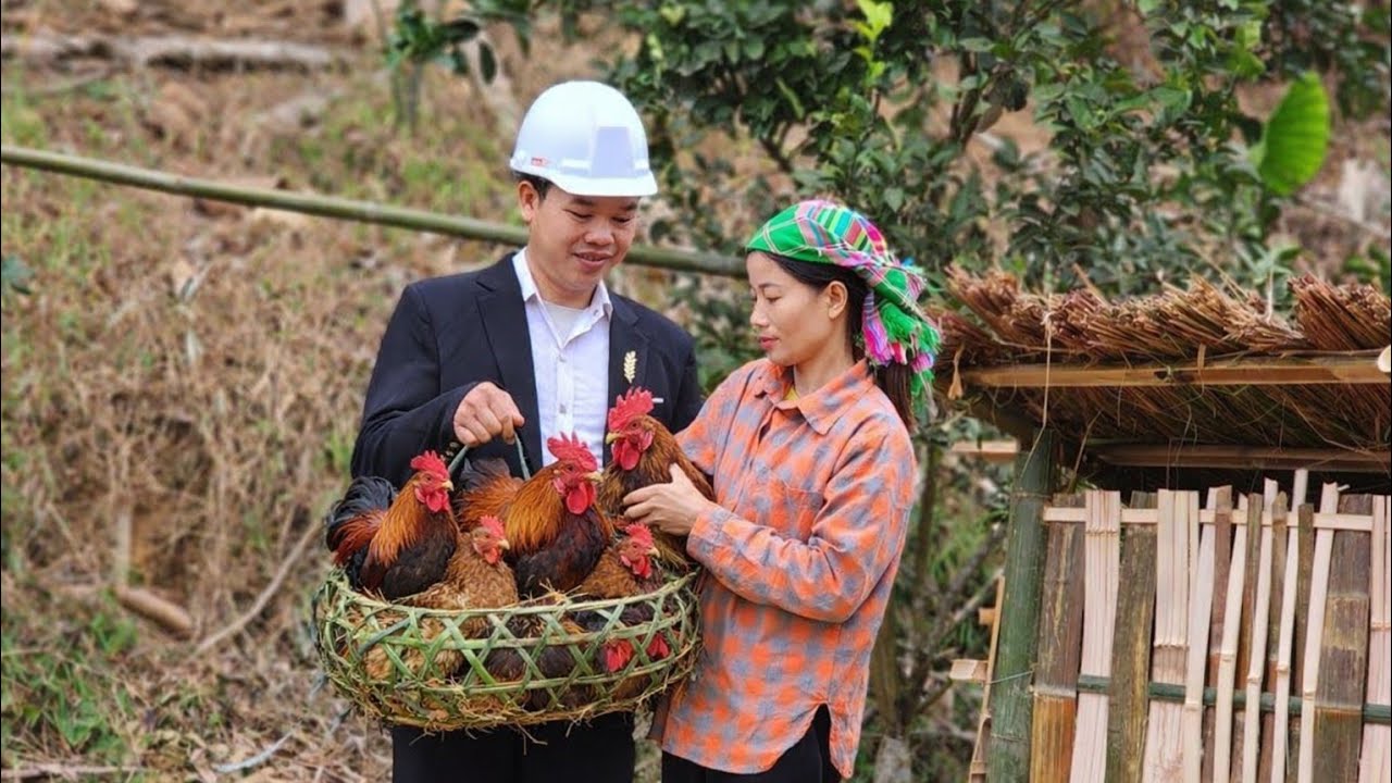 Этот добрый человек всегда помогает Линде в повседневной жизни и приносит ей радость и смех.
