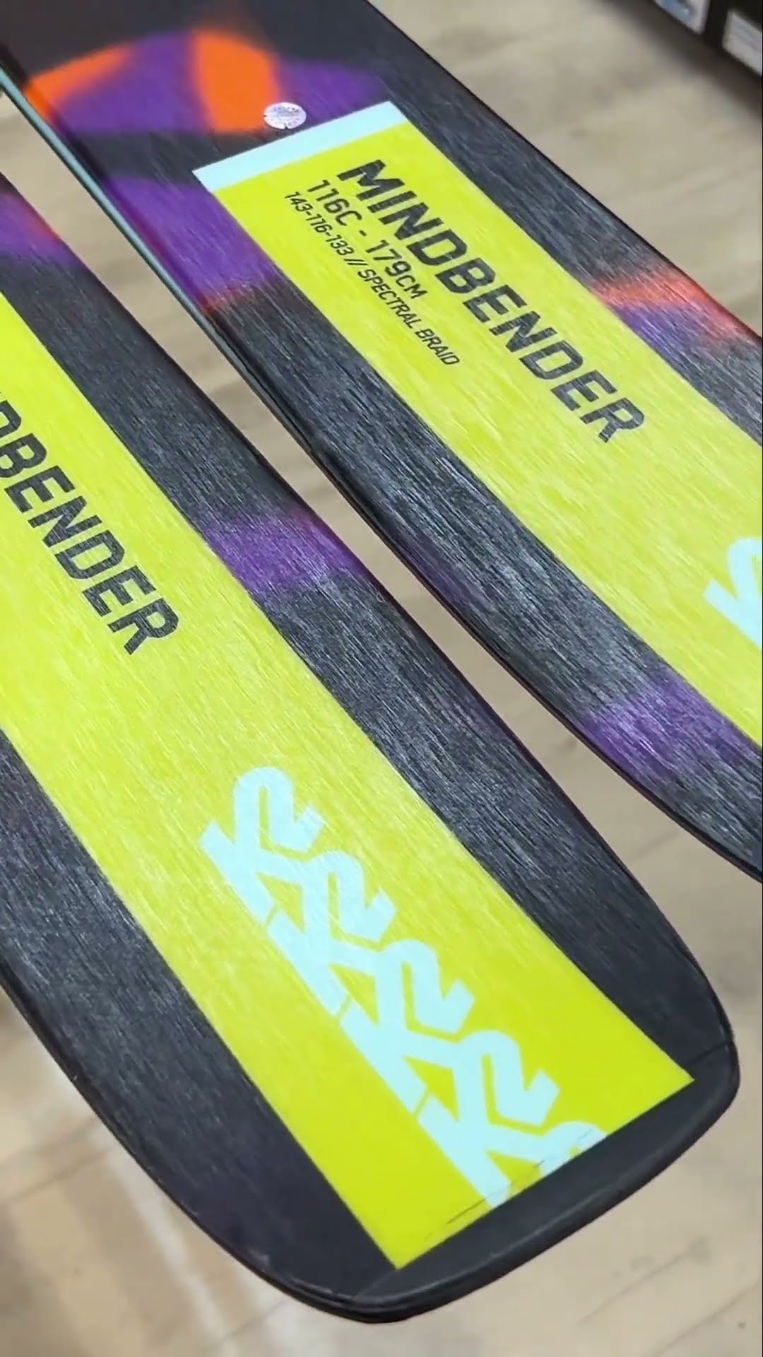 ディープパウダーを楽しめるファットスキー!!K2 MINDBENDER 116C