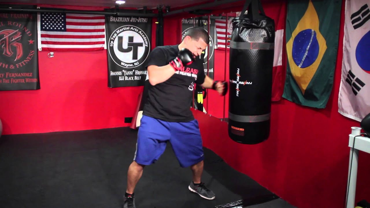 Boxing Tip 303030 Drill // Boxing For BEGINNERS (Heavy Bag Training
