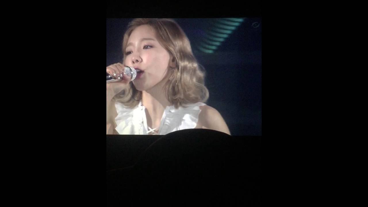 160710 taeyeon butterfly kiss I