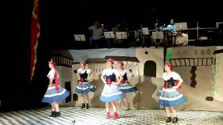 Revue 2011 - Once Upon a Spline in Russia: Czardas