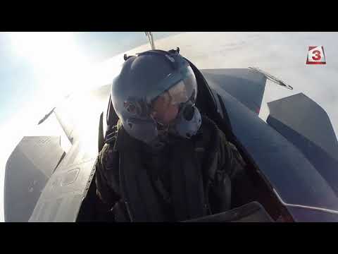 Видео: Как пухкав задник на пилот спаси пътнически самолет от бедствие - Алтернативен изглед