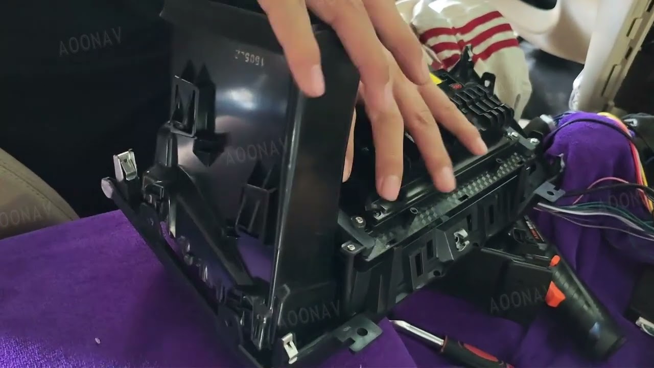 Car Radio for Nissan Pathfinder Tesla Touch Screen Carplay GPS Navigation Installation Video