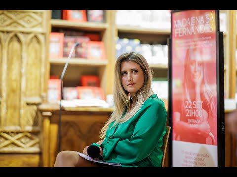 LIVRARIA LELLO RECEBE