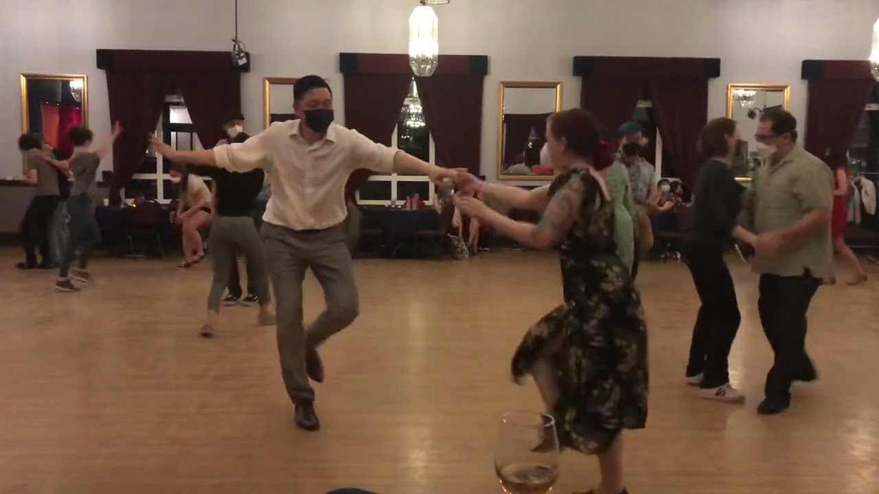 Swing It Seattle - Robin Nunnally & Mark Kihara Social Dance