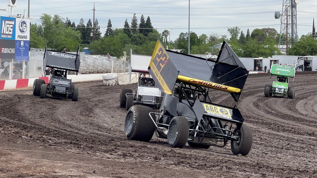 tyler-wolf-memorial-64-pit-pass-360-sprint-cars-at-silver-dollar