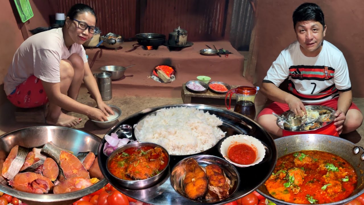 Fish Masala Curry with Rice - Village Style Cooking || Wow Village Life