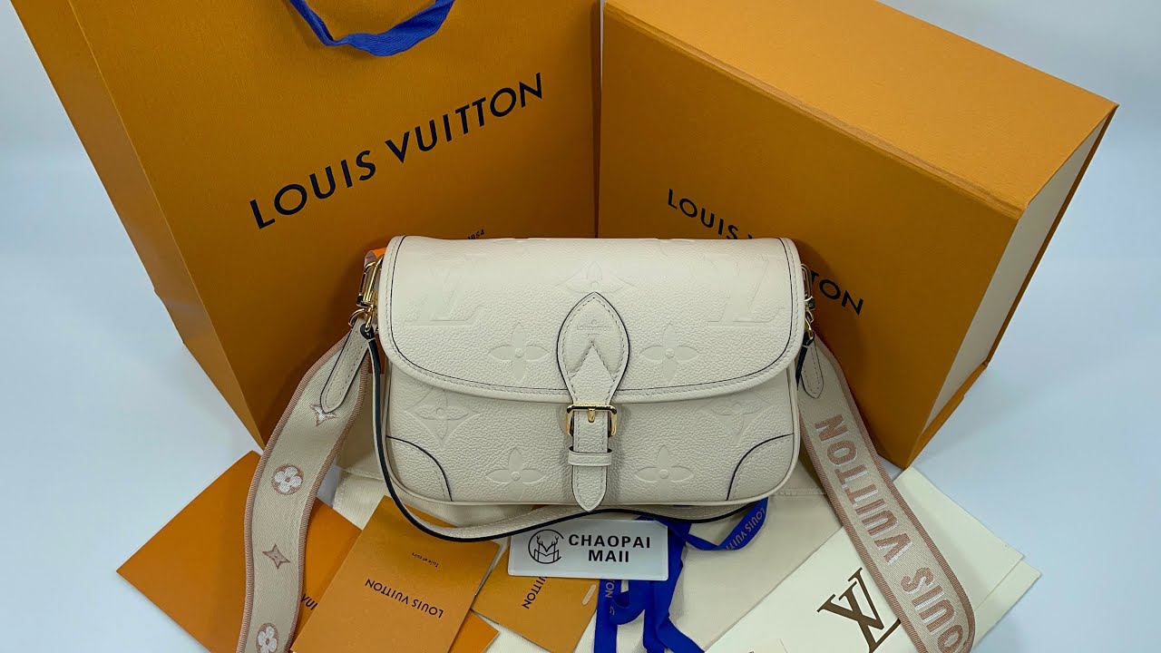 First Look: Unboxing the Gorgeous Louis Vuitton Diane Bag!  (Tourterelle/Creme) 