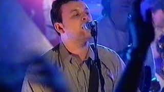 Manic Street Preachers - Channel 4 - TFI Friday - Tsunami - 25/06/1999