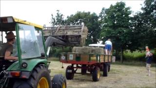 Heuernte 2014 bei Agrarservice kleine Weide mit John Deere 1030 Welger AP 12 und IHC 533