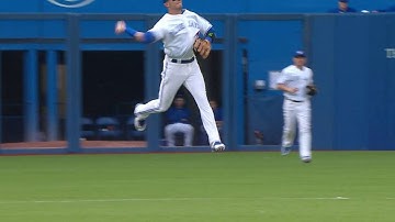 PHI@TOR: Tulo makes an off-balance toss for the force