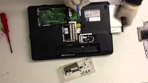 Tutorial how to open dismantle Compaq cq61 part 1