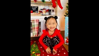 Toddler’s Christmas present is bigger than her #Shorts