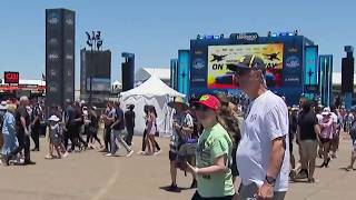 NASCAR will return to Naval Base Coronado in 2027 | NBC 7 San Diego
NASCAR announced theyre returning to San Diego next summer at Naval Base Coronado. NBC 7 has more.
✔ SUBSCRIBE TO NBC 7 SAN DIEGO: https://www.youtube.com/channel/UCUPU09hfdemclhLeO_ecgnA?sub_confirmation=1
Visit the NBC 7 channel for the latest news, weather, investigations, consumer news (NBC 7 Responds) and exclusive reports: http://on.nbc7.com/yGmZDaa
📺 STREAM NBC 7 SAN DIEGO:
Content includes live newscasts at: 11 a.m., 4 p.m., 5 p.m. and 6 p.m., as well as exclusive projects, award-winning investigative reports, consumer news (NBC 7 Responds) weather and more.
Roku: https://therokuchannel.roku.com/search/san%20diego%20news
Xumo Play: https://play.xumo.com/live-guide/nbc-san-diego-news
Amazon Fire TV: http://on.nbc7.com/vj3pOD0
📲 FOLLOW US:
Instagram: https://www.instagram.com/NBCSanDiego
TikTok: https://www.tiktok.com/@nbcsandiego?lang=en
Facebook: https://www.facebook.com/NBCSanDiego
X (formerly Twitter): https://twitter.com/NBCSanDiego
LinkedIn: http://on.nbc7.com/3NeV5qv
💻 VISIT OUR WEBSITE:
https://www.NBC7.com
📱 DOWNLOAD OUR FREE APPS:
Apple iOS: http://on.nbc7.com/jmXMcUM
Android: http://on.nbc7.com/KzDaXuN
📣 For news in Spanish, subscribe to our sister station @telemundo20sandiego
https://www.youtube.com/@telemundo20s...
🔎 ABOUT NBC 7 SAN DIEGO:
NBC 7 San Diego is San Diego’s only Network Owned and Operated television station. Producing more than 30 hours weekly of local news and information on-air, NBC 7 San Diego’s multi-media platforms extend to San Diego’s most consistently visited broadcast station website, NBC7.com.
NBC 7 San Diego celebrates almost 50 years of dedicated service in San Diego, California. Its news & creative teams have been awarded numerous Emmys & Golden Mics as well as the highly coveted Edward R. Murrow Award. NBC 7 San Diego also proudly partners with many local organizations and campaigns to give back to the community that we proudly live in and serve.
#news #sandiegonews #sandiegoweather #nbcsandiego #nbc7 #knsd #sandiego #California #Californianews NASCAR will return to Naval Base Coronado in 2027 | NBC 7 San Diego