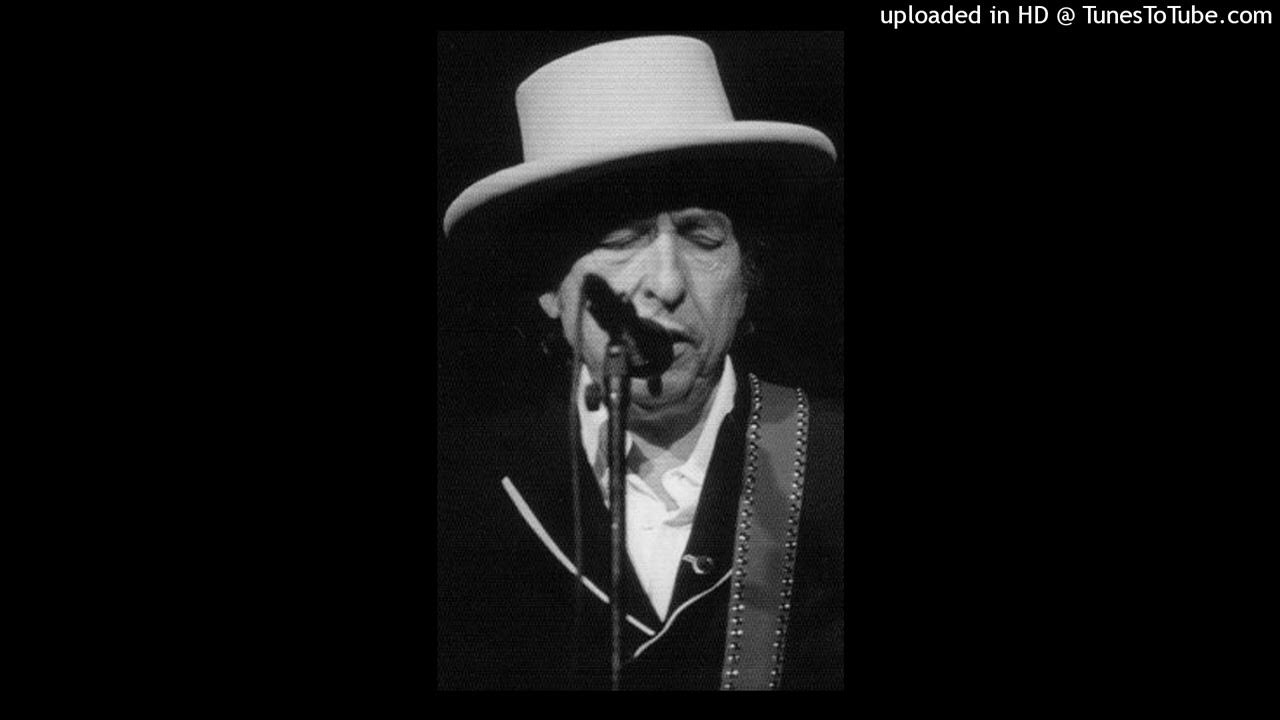 Bob Dylan live , Man In The Long Black Coat , Copenhagen 2007 YouTube