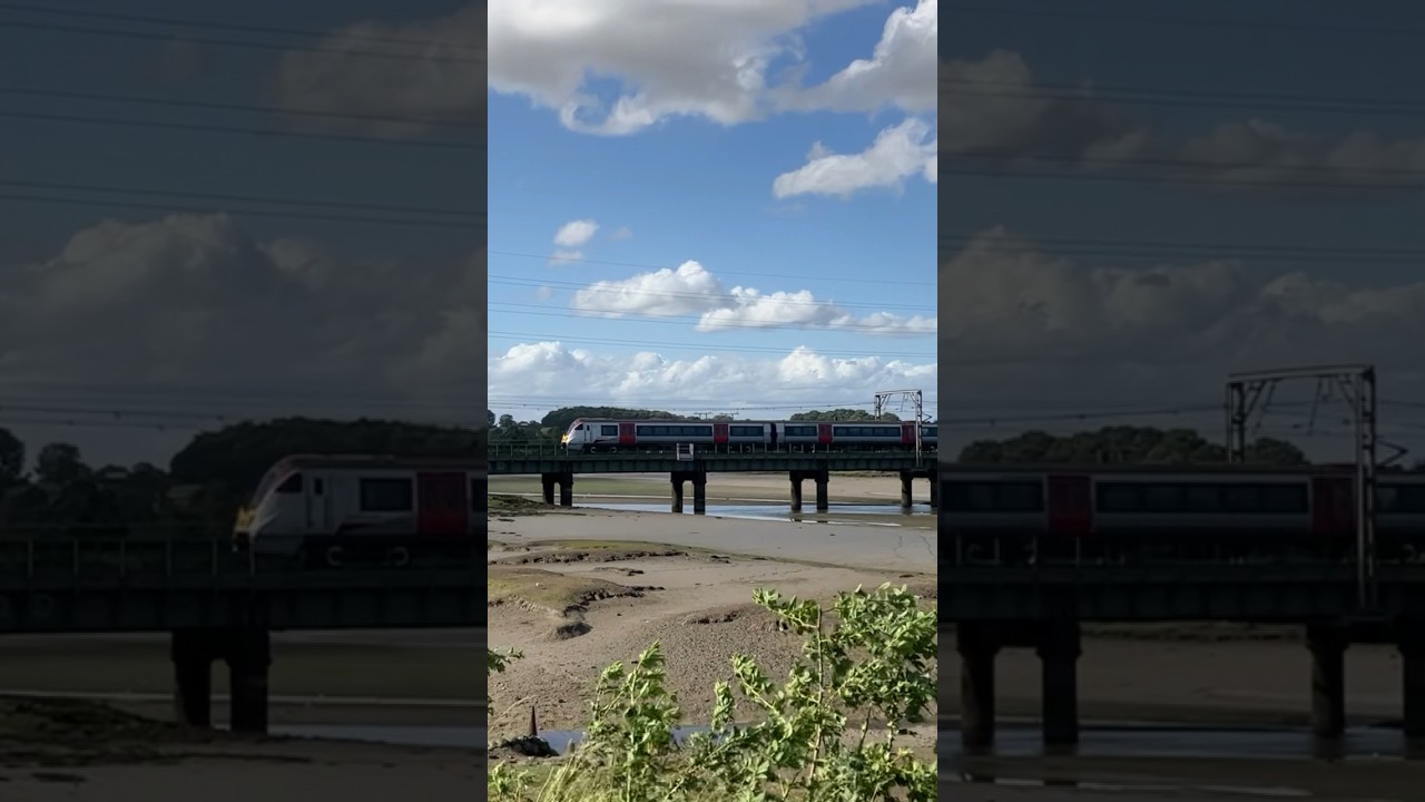 Class 720 passing catterwade