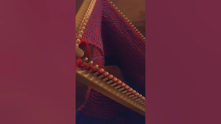 Loom knitting help. Please help me. I'm still lear...