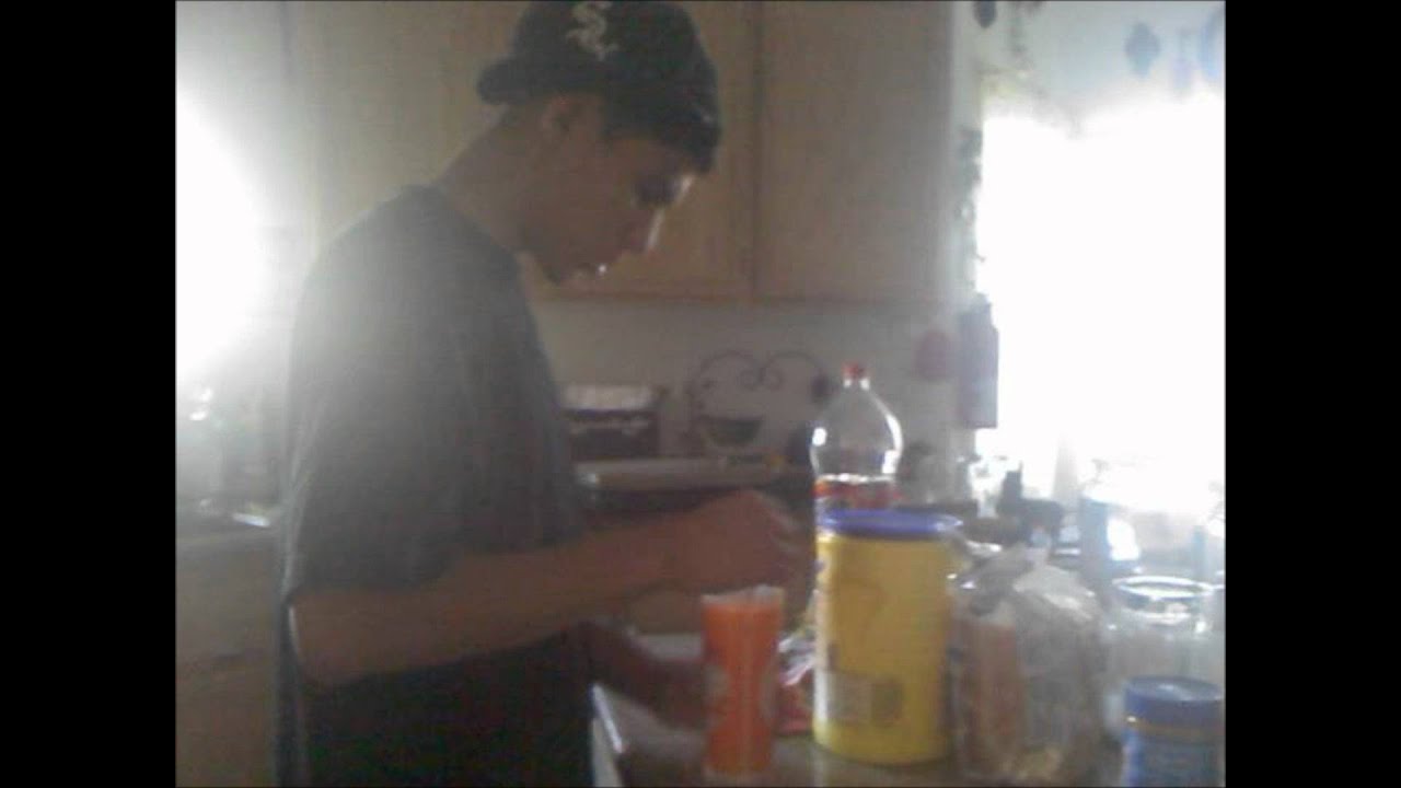 Obejrzyj KaDo : Oatmeal Juice & Pupusas Pt.1 w YouTube Obejrzyj KaDo : Oatmeal Juice & Pupusas Pt.1 w YouTube