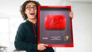 3D Printing A YouTube Play Button! - How To DIY