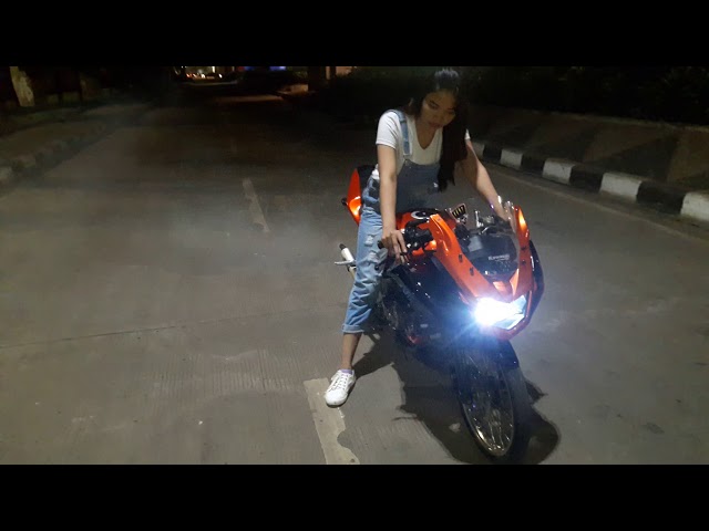 Cewe gas tipis2 geber ninja RR 150 class=