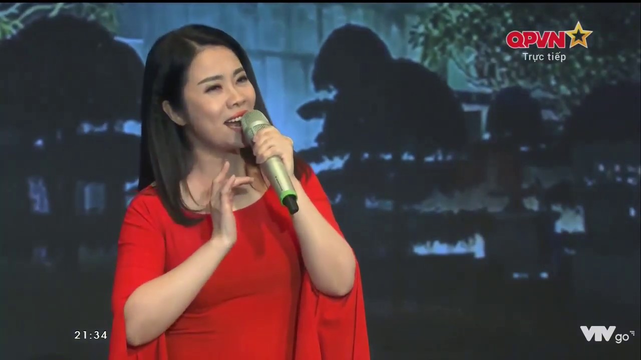 Vầng trăng Ba Đình | NSUT Hồng Hạnh