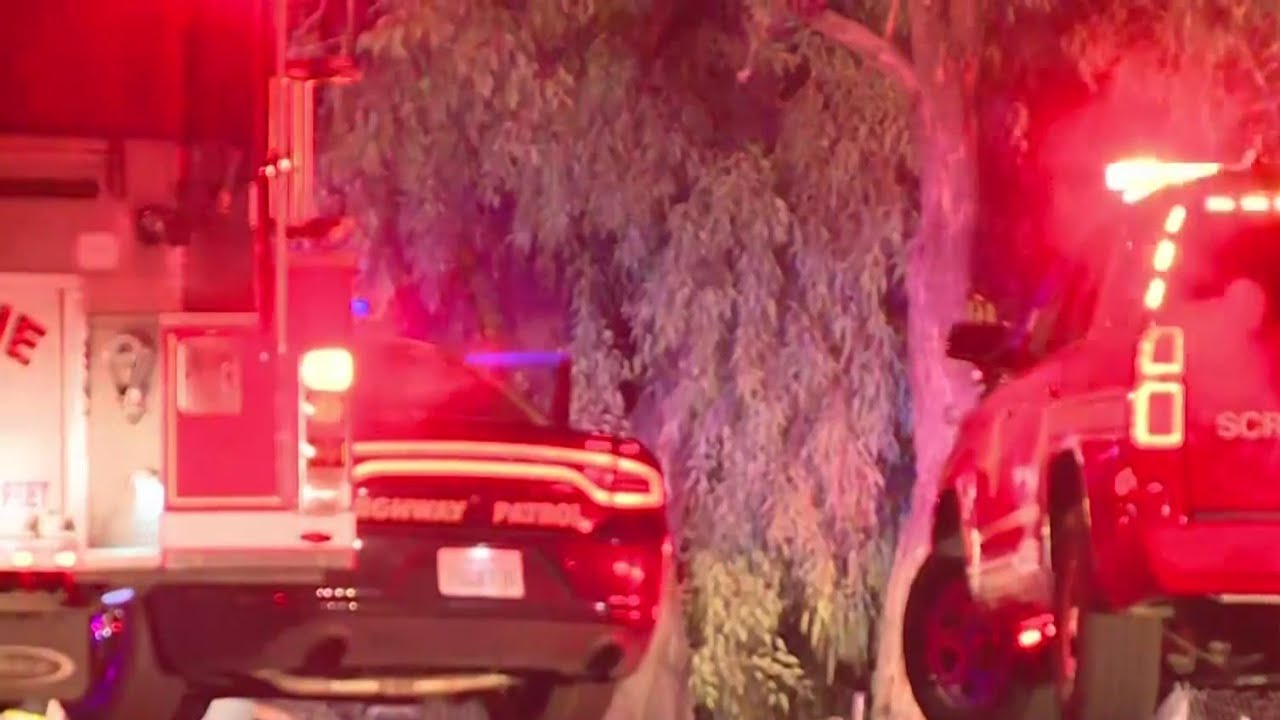 Fatal crash in South Sacramento leaves 1 woman dead - YouTube