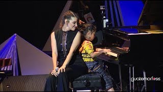 Gaby Moreno y Yahaira Tubac en concierto por primera vez