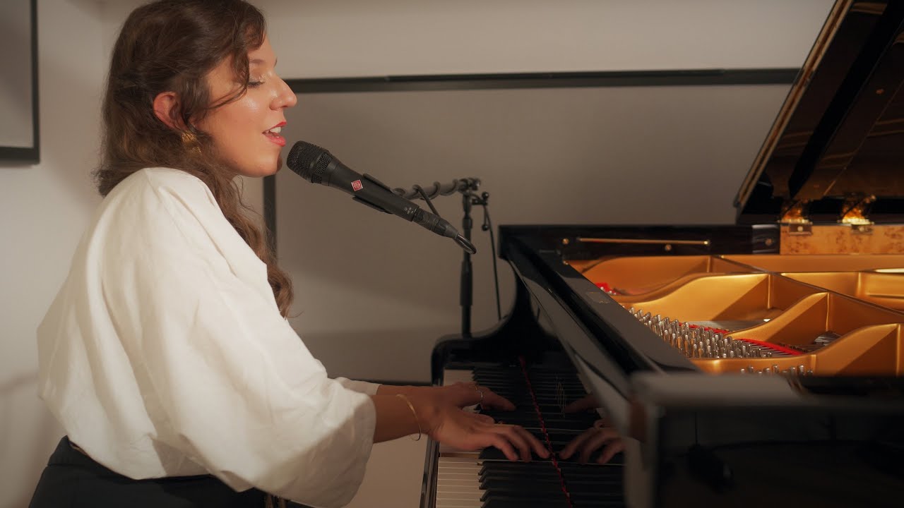 Don’t Dream It’s Over (cover) - Live studio 