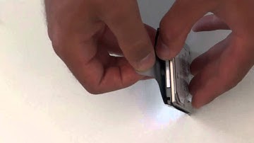 Toshiba Satellite P850 / P855 Series: HDD Replacement