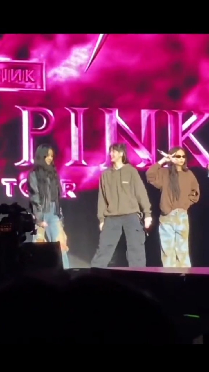 BLACKPINK - 'CRAZY OVER YOU' #jennie #jisoo #rosé #lisa #blackpink #shorts
