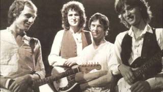 Dire Straits - Where Do You Think You're Going? (with lyrics). chords