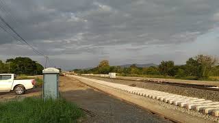 รถไฟไทย #27 Alsthom Caterpilar 4129 ทำขบวนรถเร็ว 146