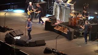 PEARL JAM  :  Last 40 Minutes of the concert !!   Oakland Arena  / California   (May 13, 2022)