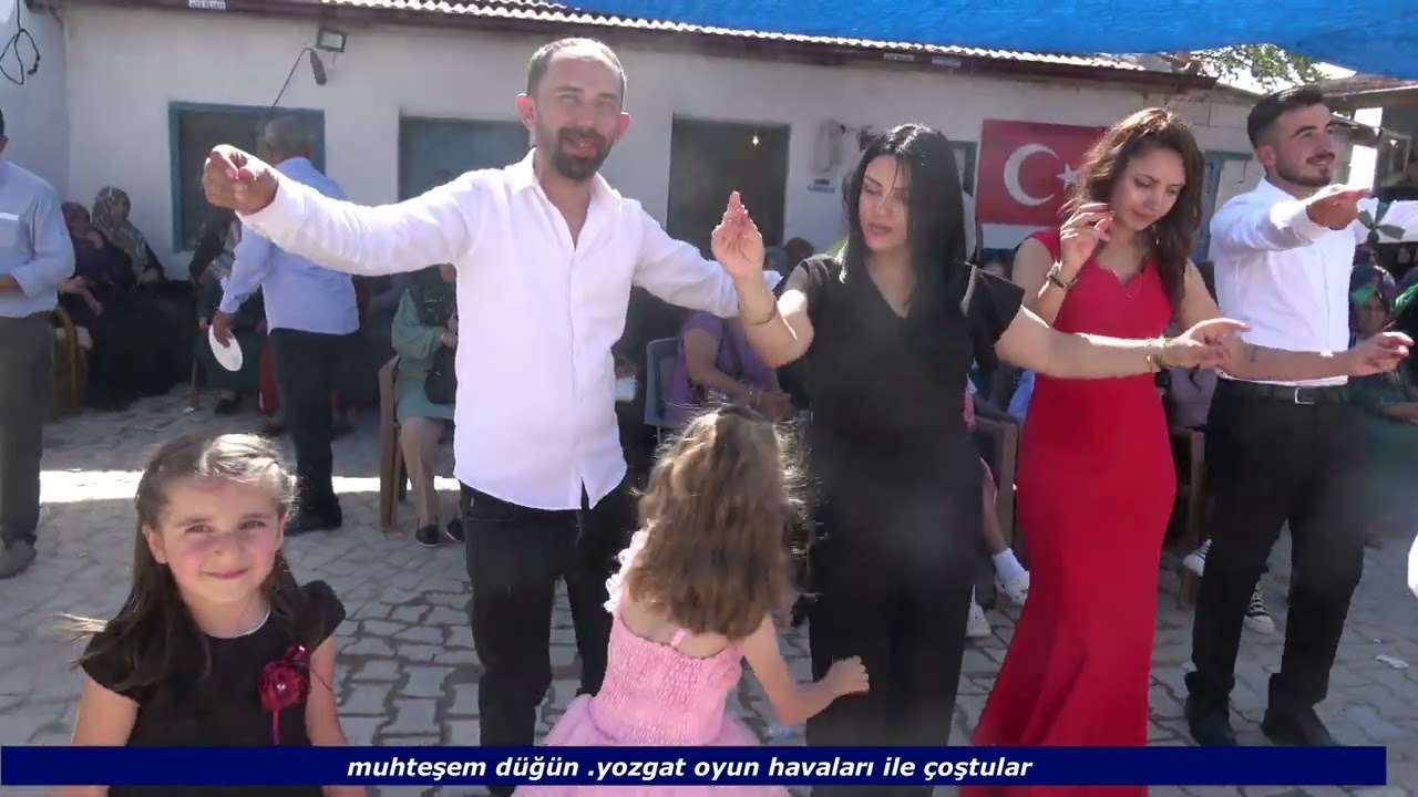 DÜĞÜN KÖYDE ÜÇ GECE ÜÇ GÜNDÜZ KÖY DÜĞÜN EĞLENCE TAVAN YAPTI GENÇ ÇİFTLERİMİZE MUTLULUKLAR DİLERİZ