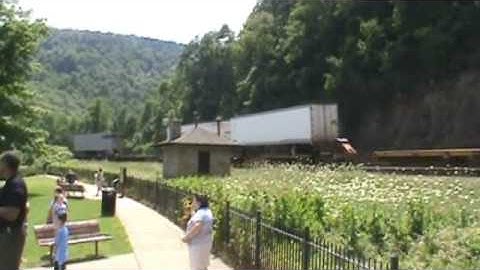 NS Freight, Horseshoe Curve, July 27, 2009