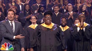 jimmy fallon announces 1m donation to jj watt invites houston choir to sing lean on me